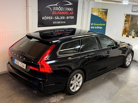 Volvo V90 10 of 21