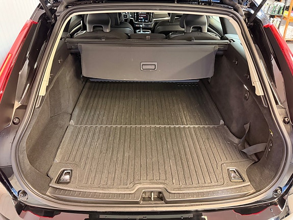 Volvo V90 13 of 21