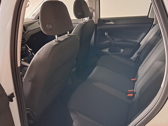 Volkswagen Polo 8 of 9