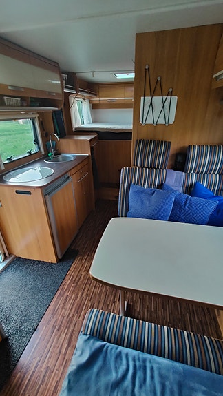Hymer 2 of 7