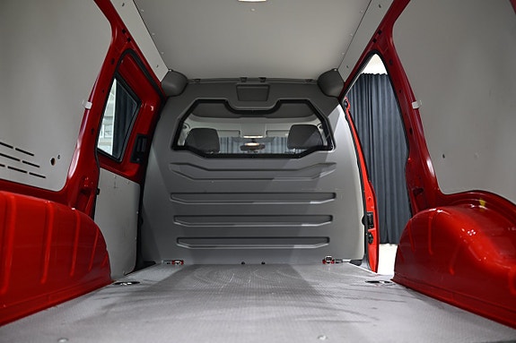 Volkswagen Caddy 7 of 30