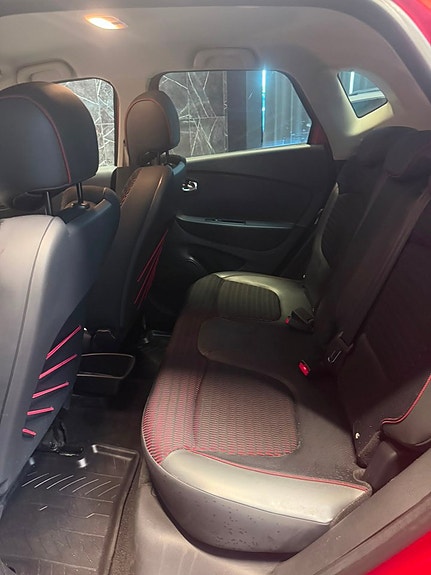 Renault Captur 14 of 22