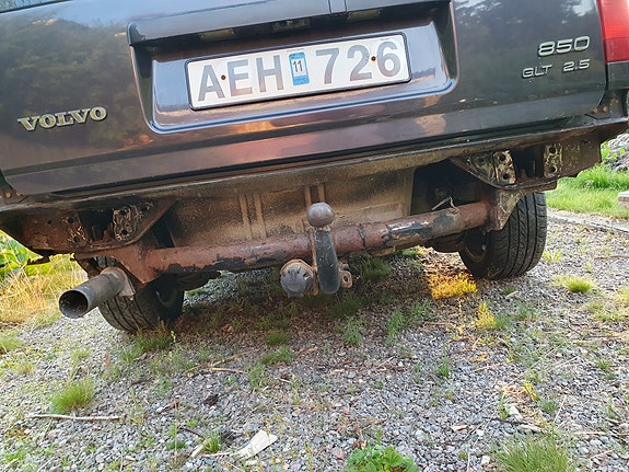 Volvo 850 2 of 3