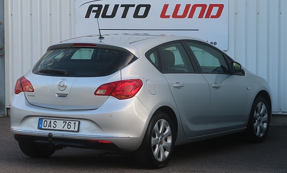 Opel Astra 4 of 22