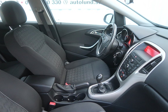 Opel Astra 8 of 22