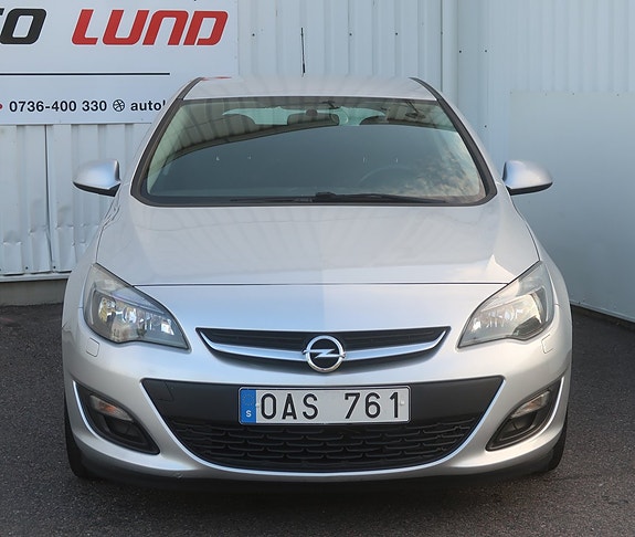 Opel Astra 2 of 22