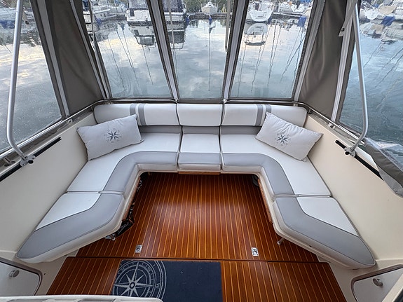 Fjord 900 Dolphin – Volvo Penta D6-310 5 of 5