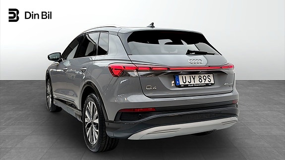 Audi Q4 e-tron 3 of 15