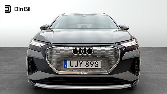 Audi Q4 e-tron 4 of 15