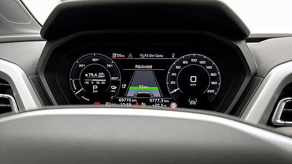 Audi Q4 e-tron 12 of 15