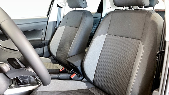 Volkswagen Polo 8 of 12