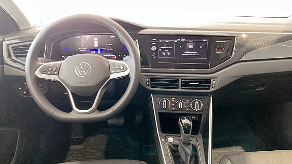 Volkswagen Polo 10 of 12