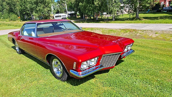 Buick Riviera 6 of 22