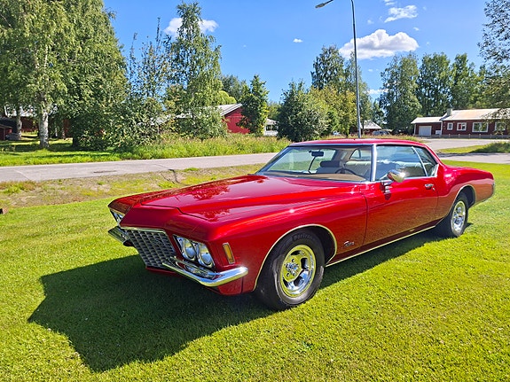 Buick Riviera 9 of 22