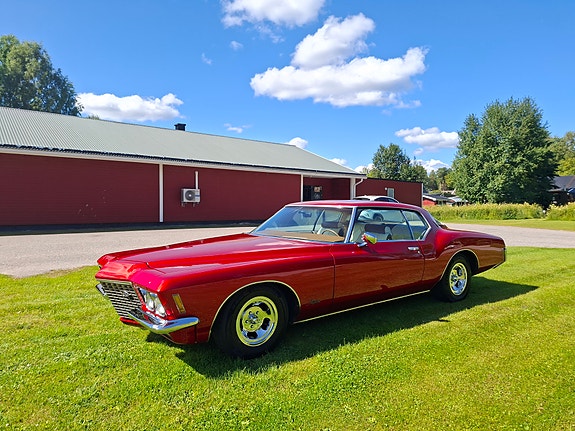 Buick Riviera 2 of 22