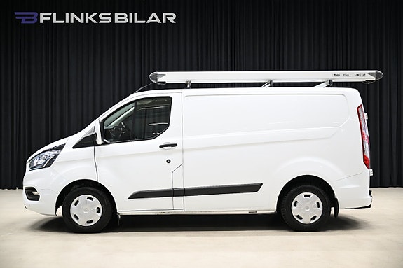 Ford Transit Custom 2 of 30