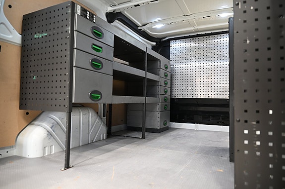 Ford Transit Custom 10 of 30