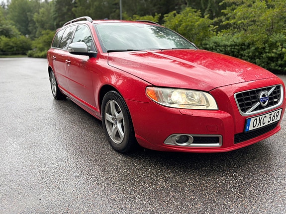Volvo V70 5 of 16