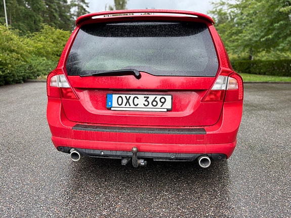 Volvo V70 3 of 16