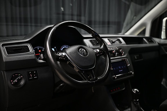 Volkswagen Caddy 14 of 27