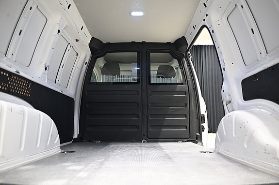Volkswagen Caddy 8 of 27