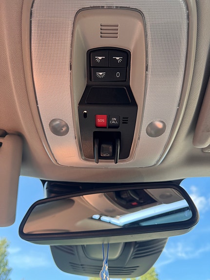 Volvo XC60 8 of 9