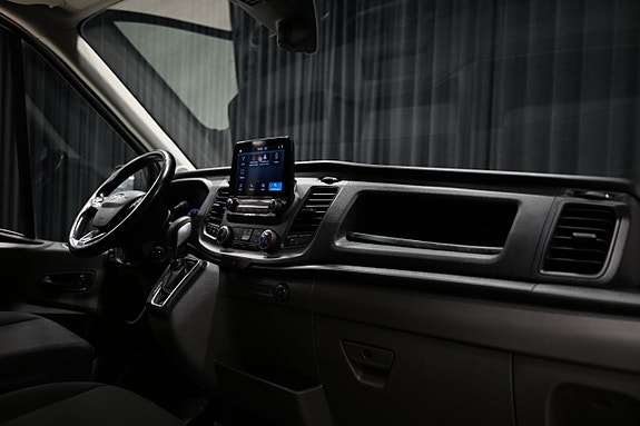 Ford Transit 24 of 26