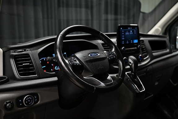 Ford Transit 11 of 26