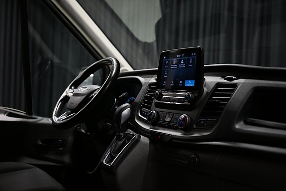 Ford Transit 25 of 26