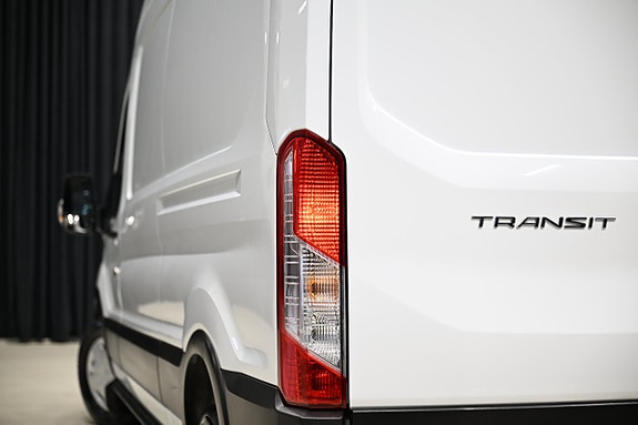 Ford Transit 8 of 26