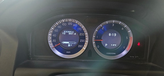 Volvo XC60 5 of 7