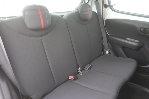 Peugeot 108 11 of 22