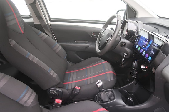 Peugeot 108 9 of 22