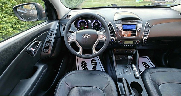 Hyundai ix35 10 of 24