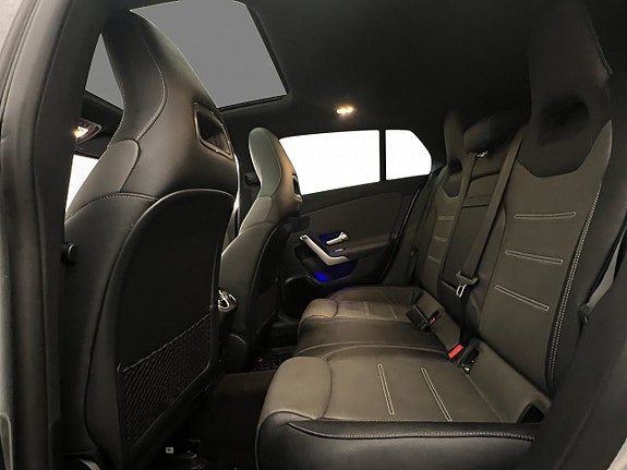 Mercedes-Benz CLA35 14 of 30