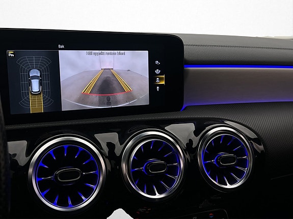 Mercedes-Benz CLA35 20 of 30
