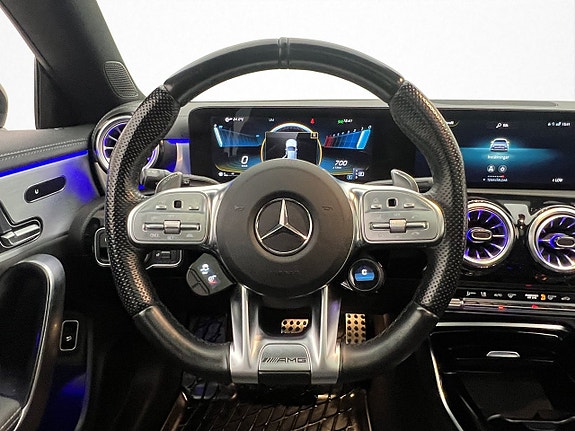 Mercedes-Benz CLA35 11 of 30