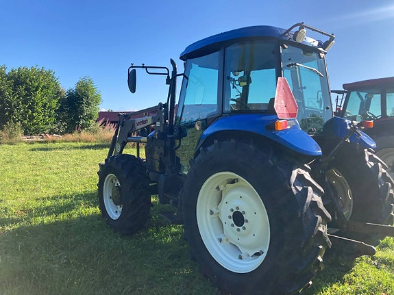 New Holland TD80D med lastare ENDAST 1328 timmar 4 of 12