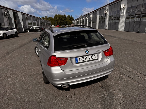 BMW 320d 7 of 12