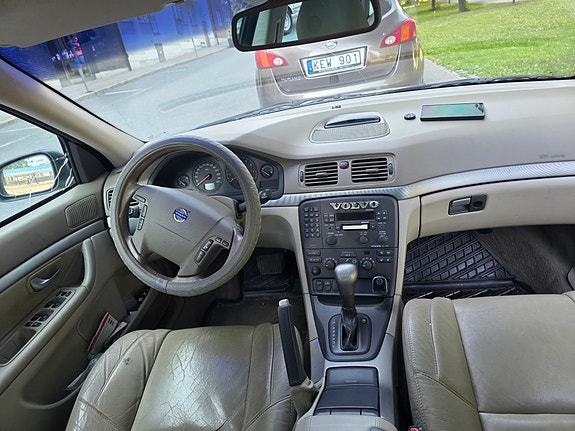 Volvo S80 5 of 6