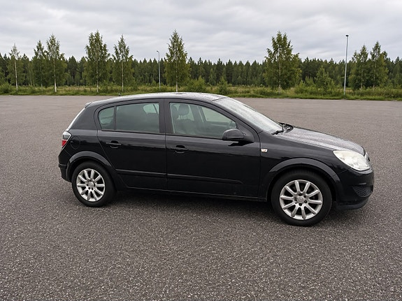 Opel Astra 5 of 10