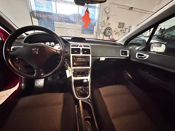 Peugeot 307 6 of 10