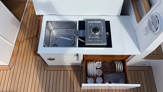 Delta 26 Open 2016 – Volvo Penta V6 280 hk, ca 270 gångtimmar 6 of 6