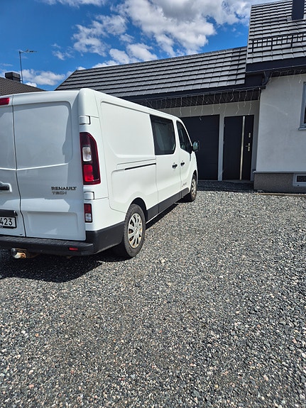 Renault Trafic 4 of 4