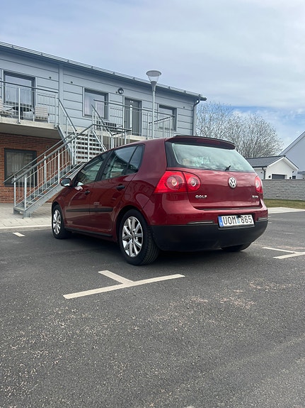 Volkswagen Golf V 3 of 13