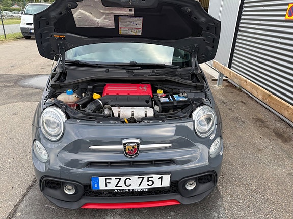 Abarth 595 8 of 13