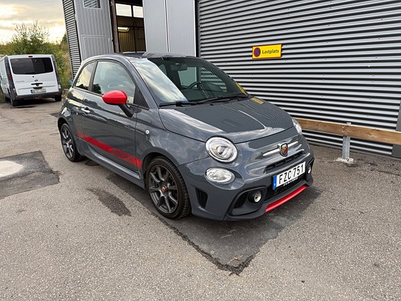 Abarth 595 3 of 13