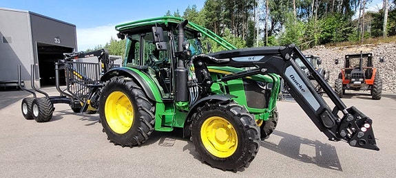 Skogsekipage John Deere 5090M / Palms 8 ton med kran 3.61 6 of 12