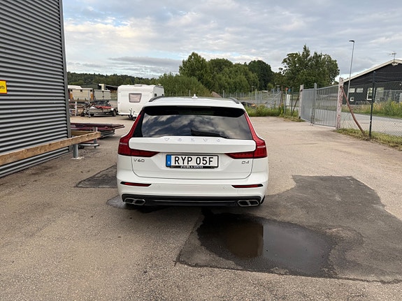 Volvo V60 3 of 12
