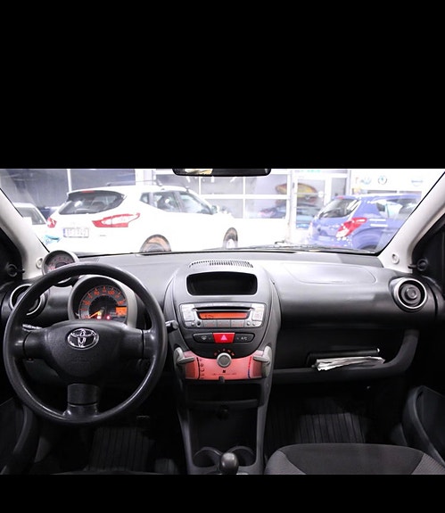 Toyota Aygo 6 of 7